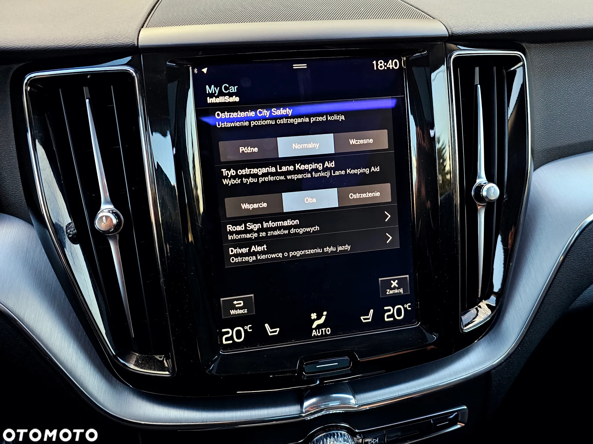 Volvo XC 60 D4 AWD Geartronic Momentum - 37