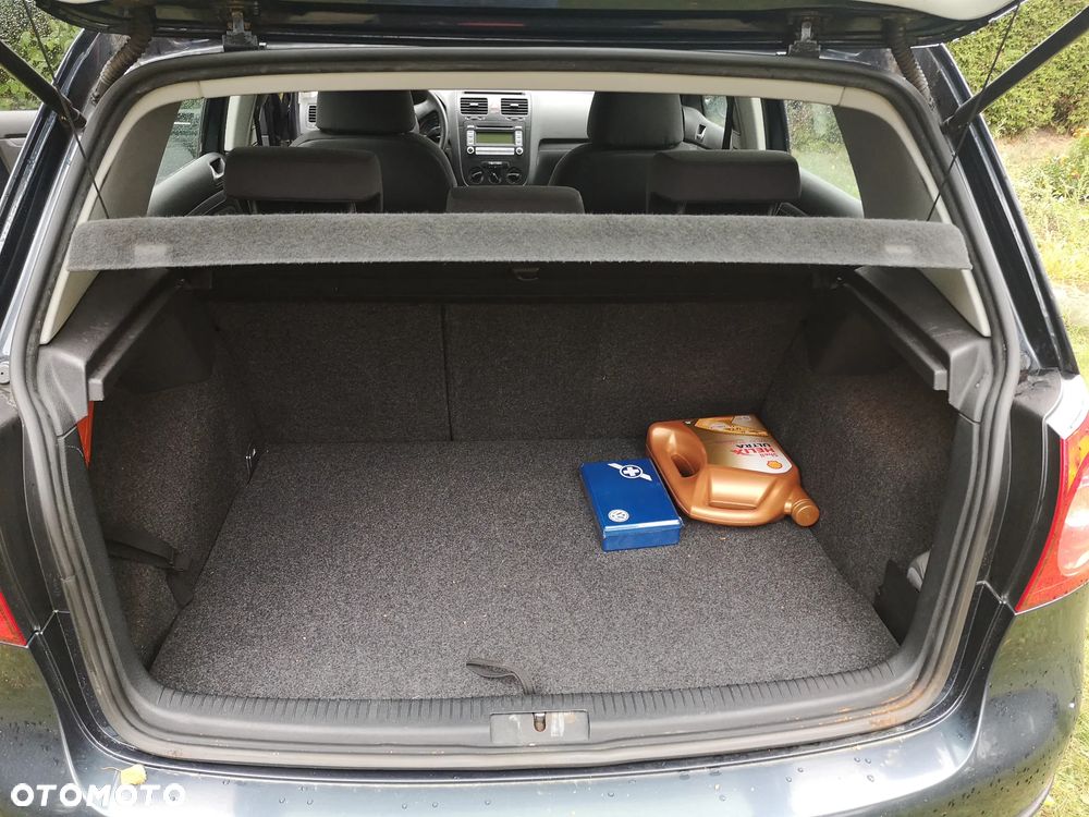 Volkswagen Golf V 1.9 TDI Comfortline - 7