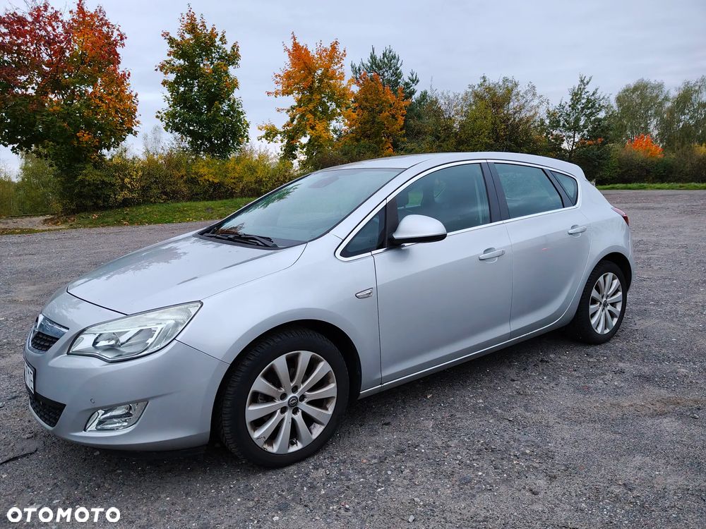 Opel Astra J