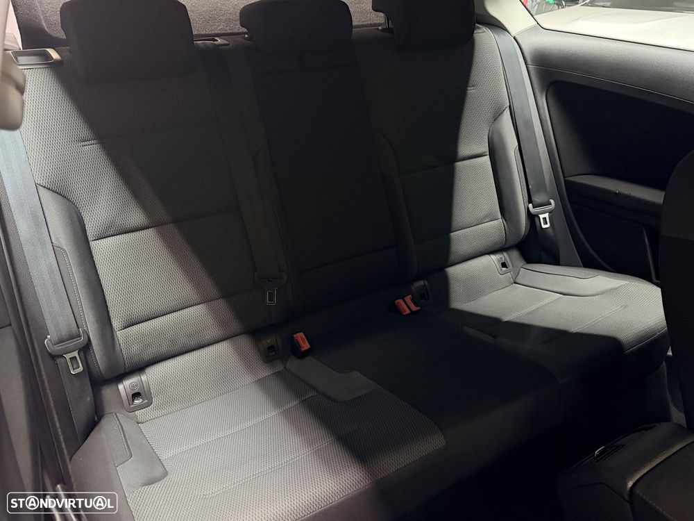 VW Golf 1.6 TDi BlueMotion Trendline - 26