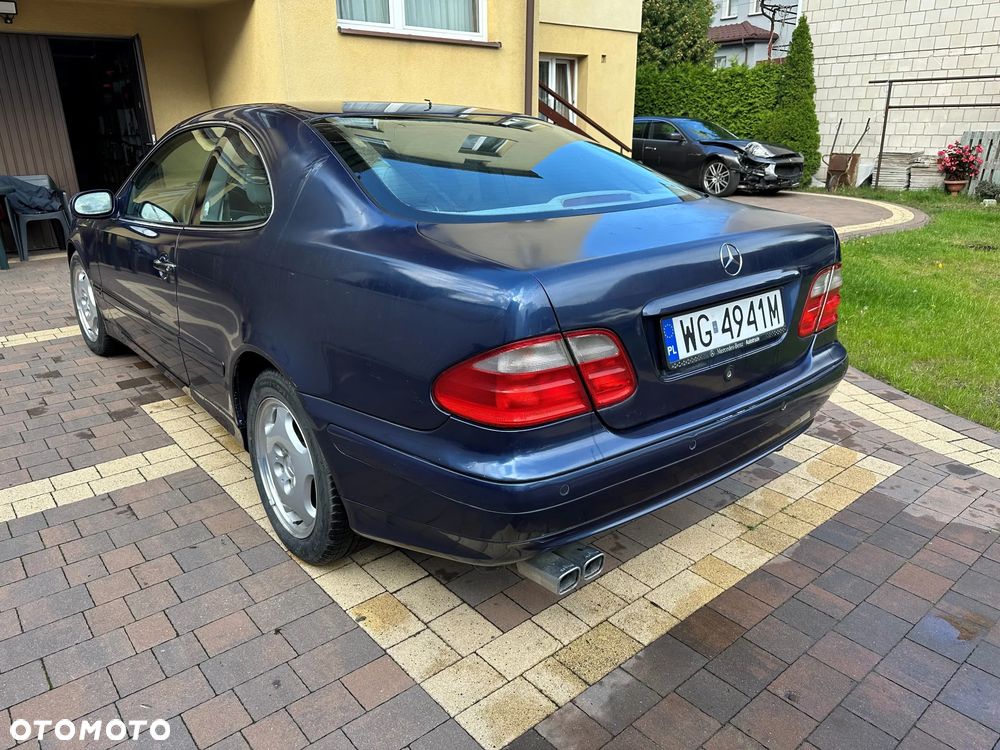 Mercedes-Benz CLK 320 - 22