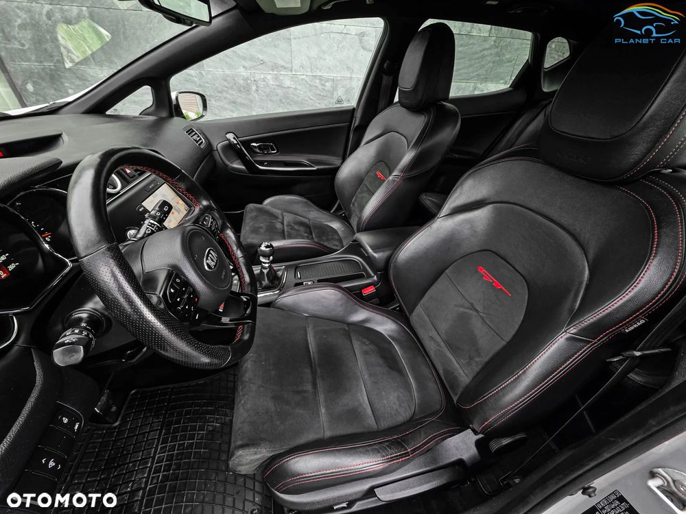 Kia Ceed 1.6 T-GDI GT-Challenge - 16