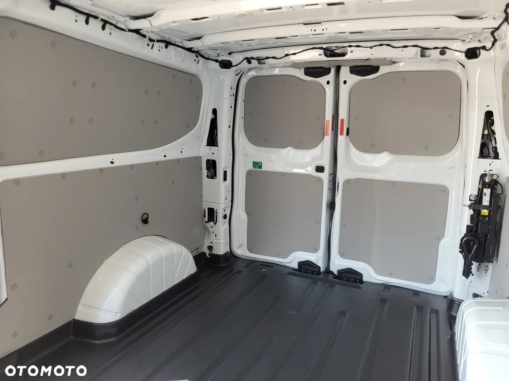 Ford Transit Custom - 20