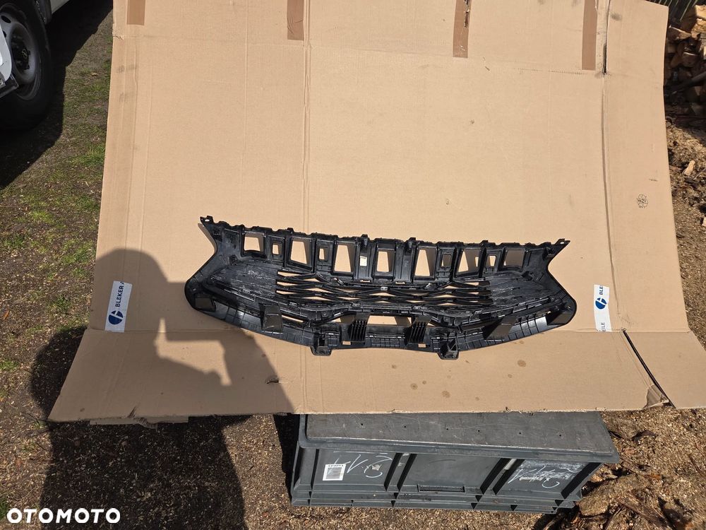 Grill atrapa chłodnicy Kia Ceed III Lift 86351-J7DB0 86350-J7DB0 - 6
