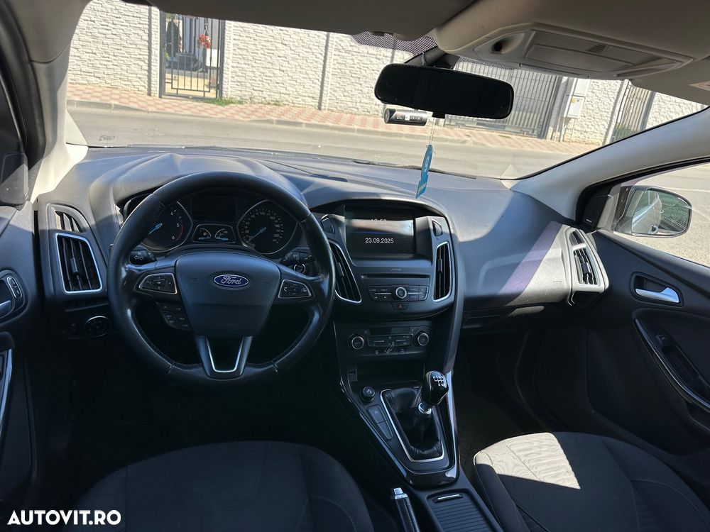Ford Focus 2.0 TDCI Titanium - 12