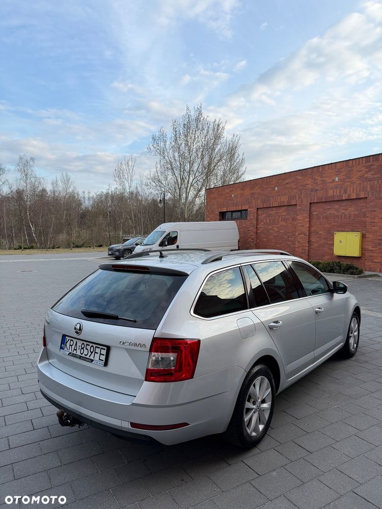 Skoda Octavia 1.5 TSI ACT Style DSG - 17