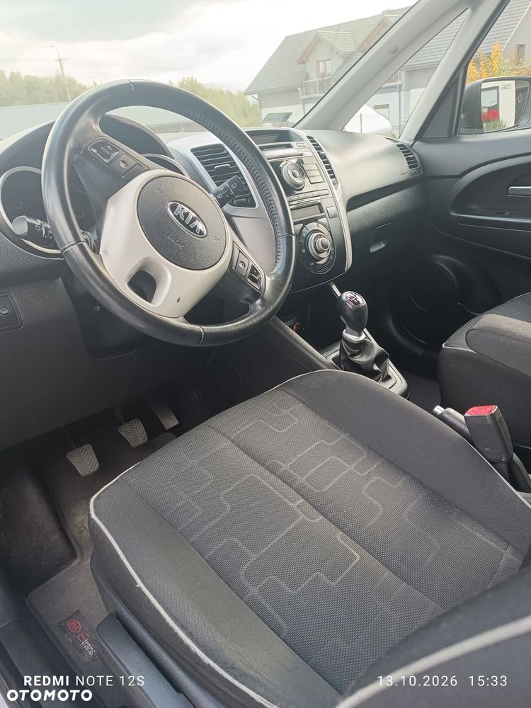 Kia Venga 2014 photo 4