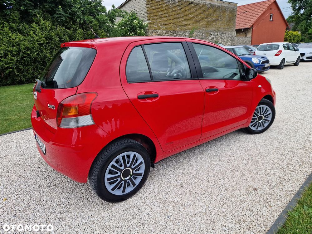 Toyota Yaris 1.33 VVT-i Cool - 31