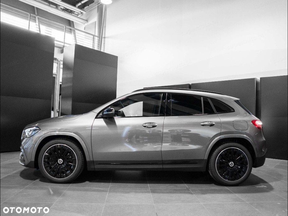 Mercedes-Benz GLA 200 AMG Line - 5