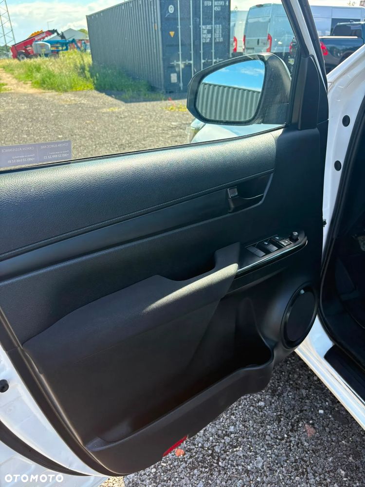 Toyota Hilux 2.4 D-4D Double Cab DL 4x4 - 13