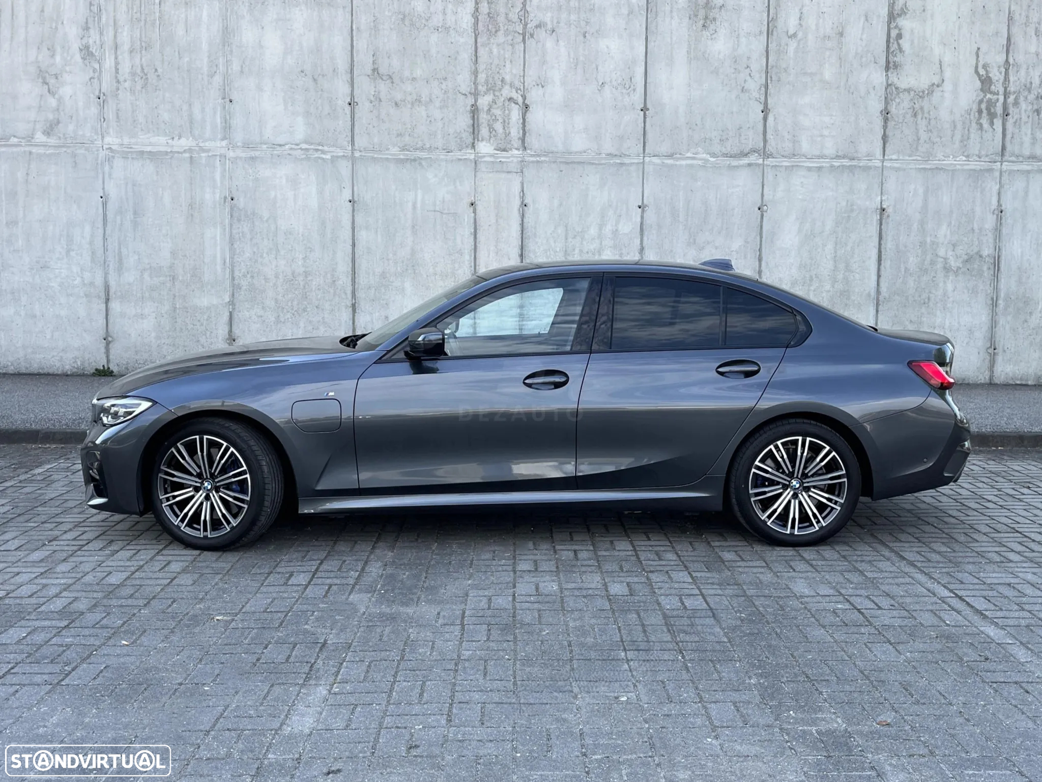 BMW 330 - 4