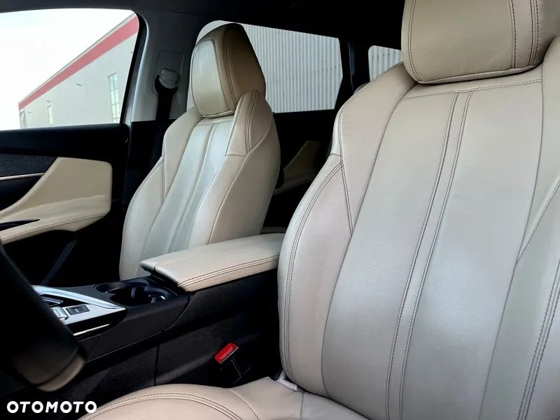 Peugeot 5008 1.6 PureTech Allure S&S EAT8 - 17