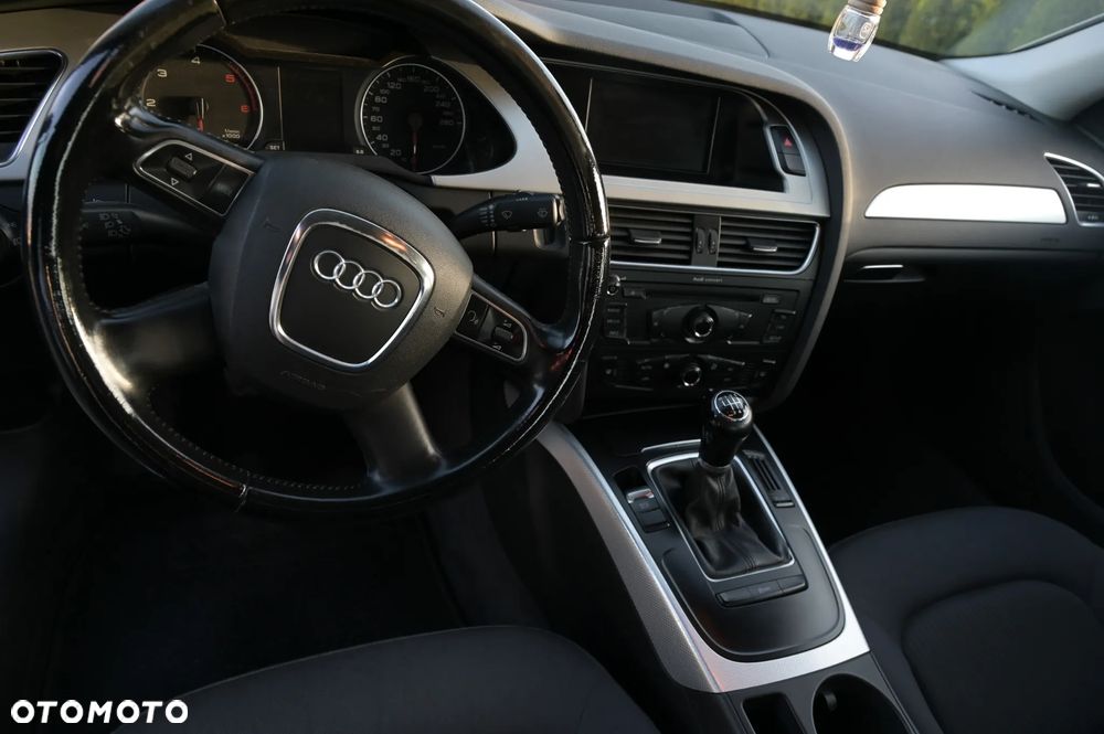 Audi A4 Limousine 2.0 TDI DPF Ambiente - 10