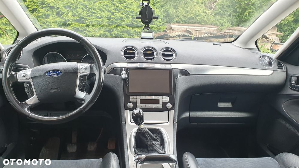 Ford S-Max - 8