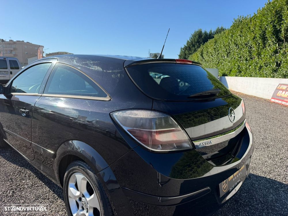 Opel Astra GTC 1.3 CDTi - 21