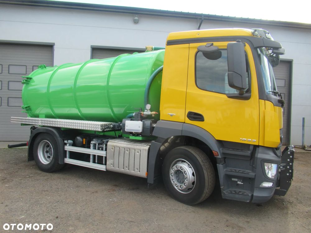 Mercedes-Benz Antos