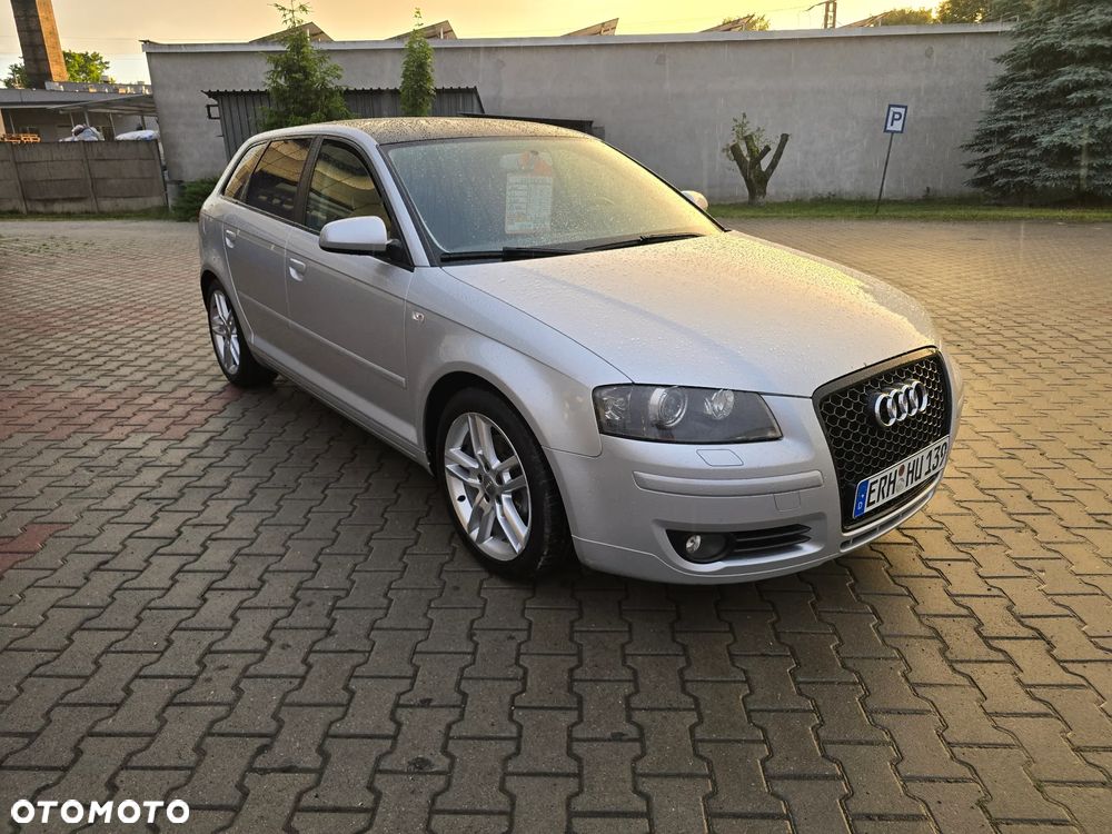Audi A3 Sportback 1.4 TFSI Ambiente - 4