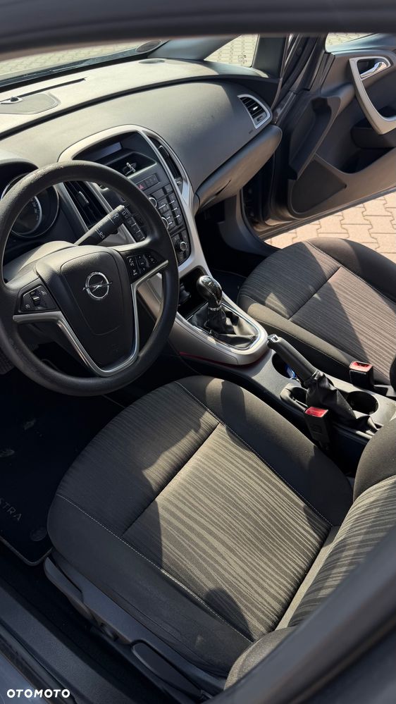 Opel Astra 1.4 Turbo Sport - 2