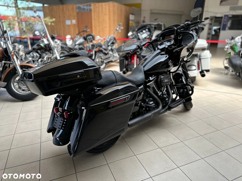 Harley-Davidson Touring Road Glide - 10