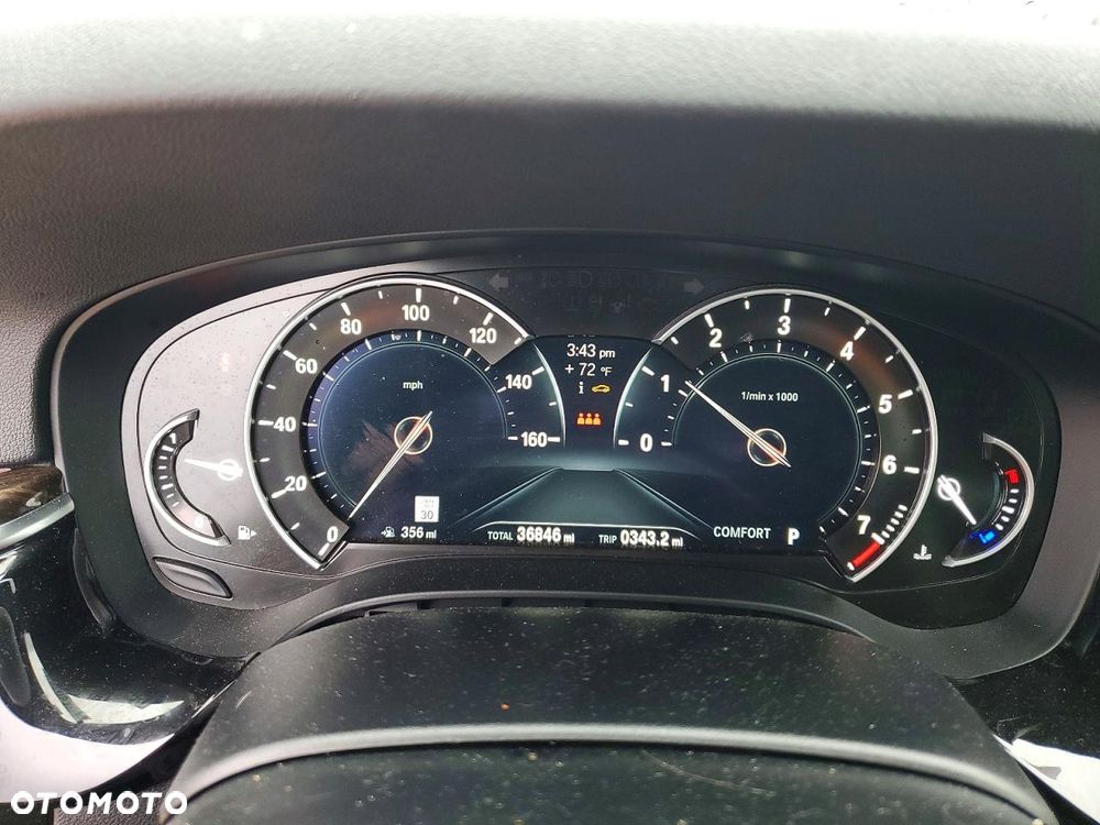 BMW Seria 5 540i xDrive Sport - 11