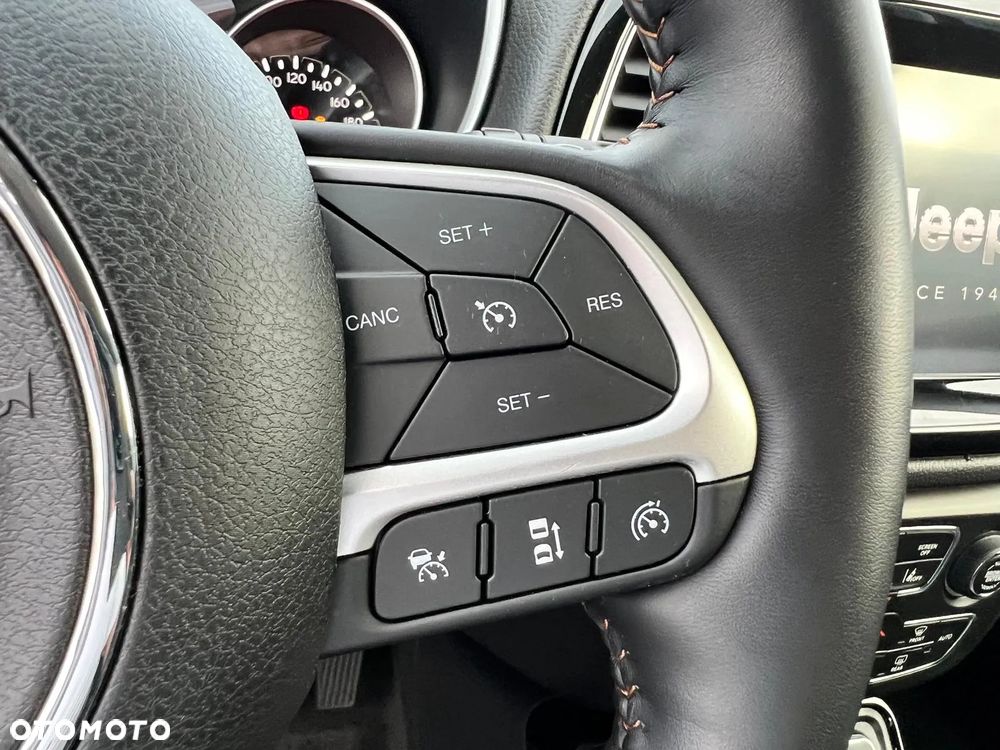 Jeep Compass 1.3 TMair Limited FWD S&S DDCT - 3