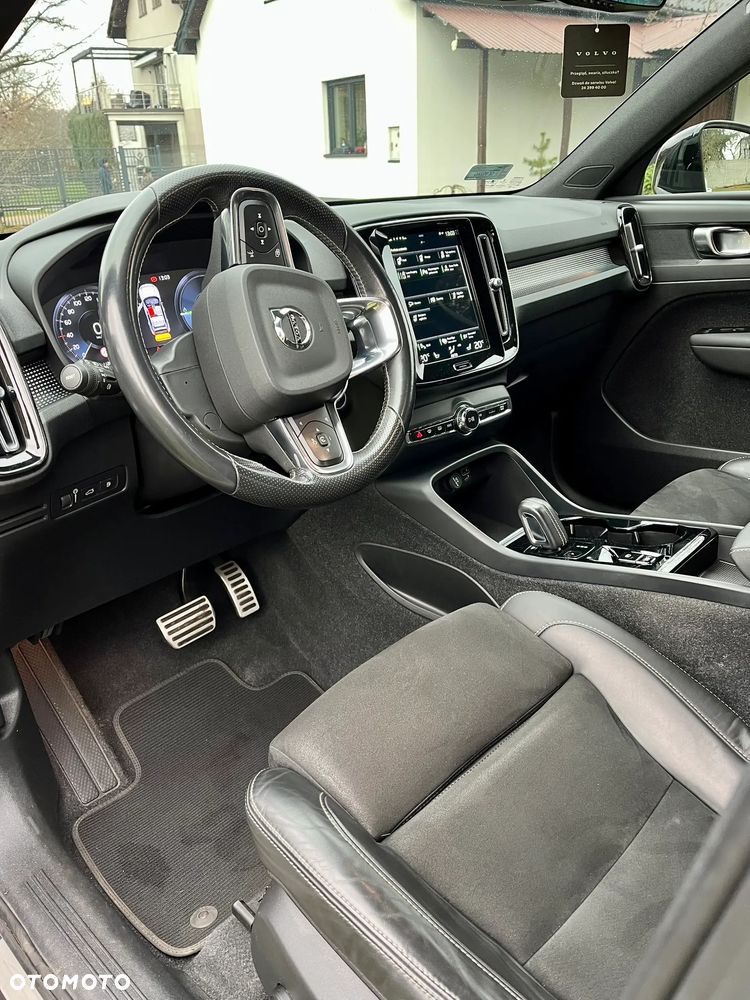 Volvo XC 40 T5 Plug-In Hybrid R-Design - 18