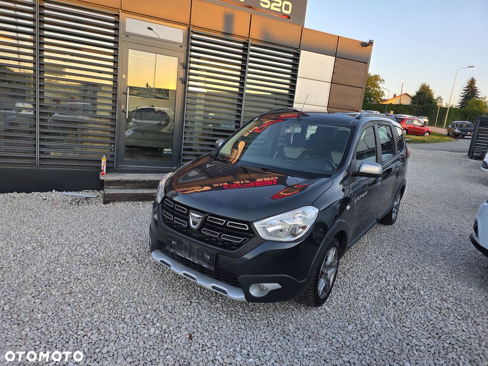 Dacia Lodgy SCe 100 Stepway - 2