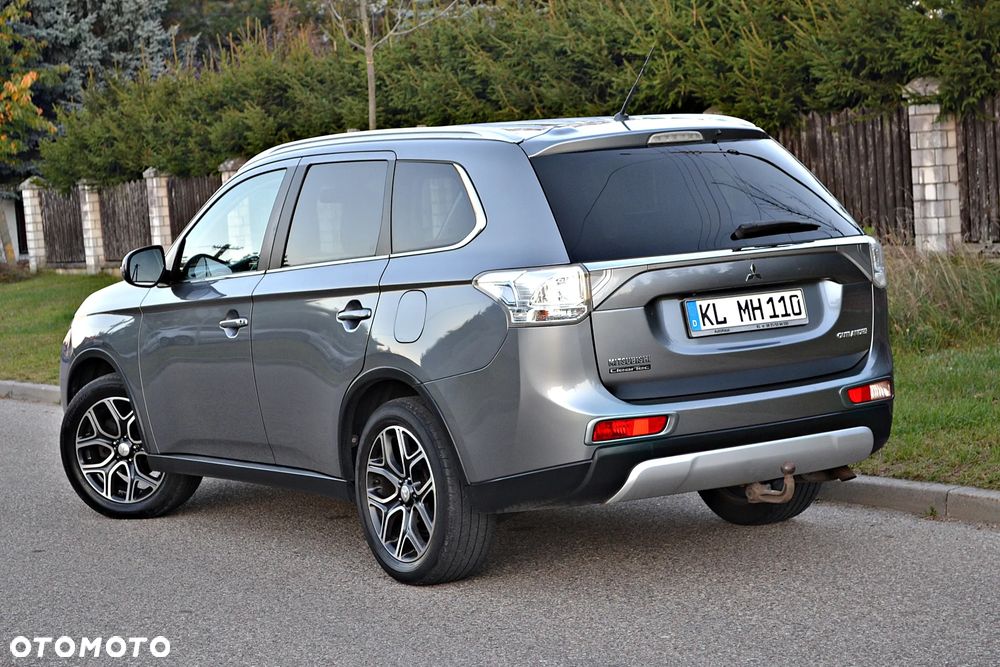 Mitsubishi Outlander 2.2 DID Intense + 4WD - 9