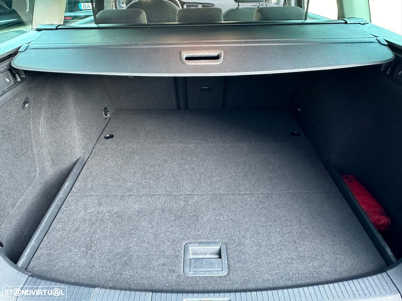 VW Golf Variant 2.0 TDI Highline DSG - 34