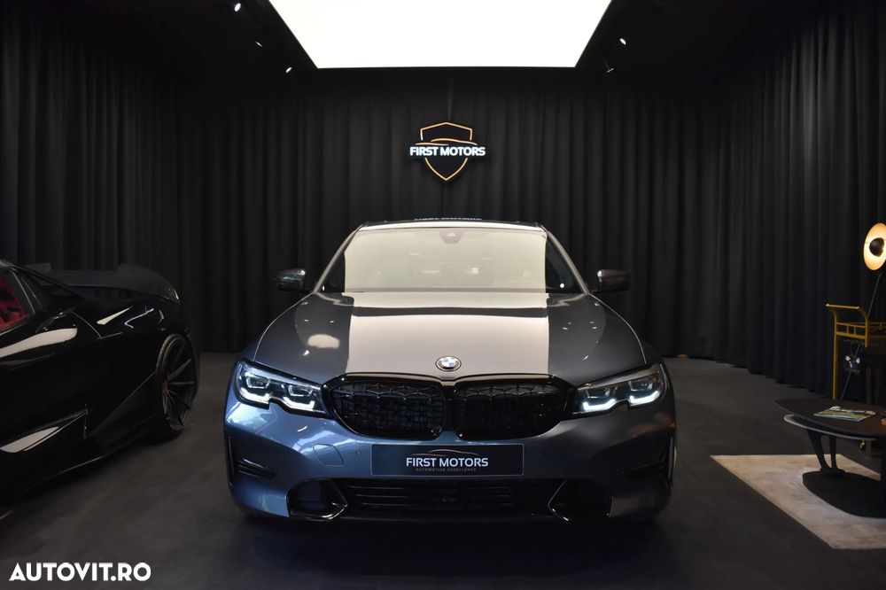 BMW Seria 3 330i Aut. Sport Line - 2