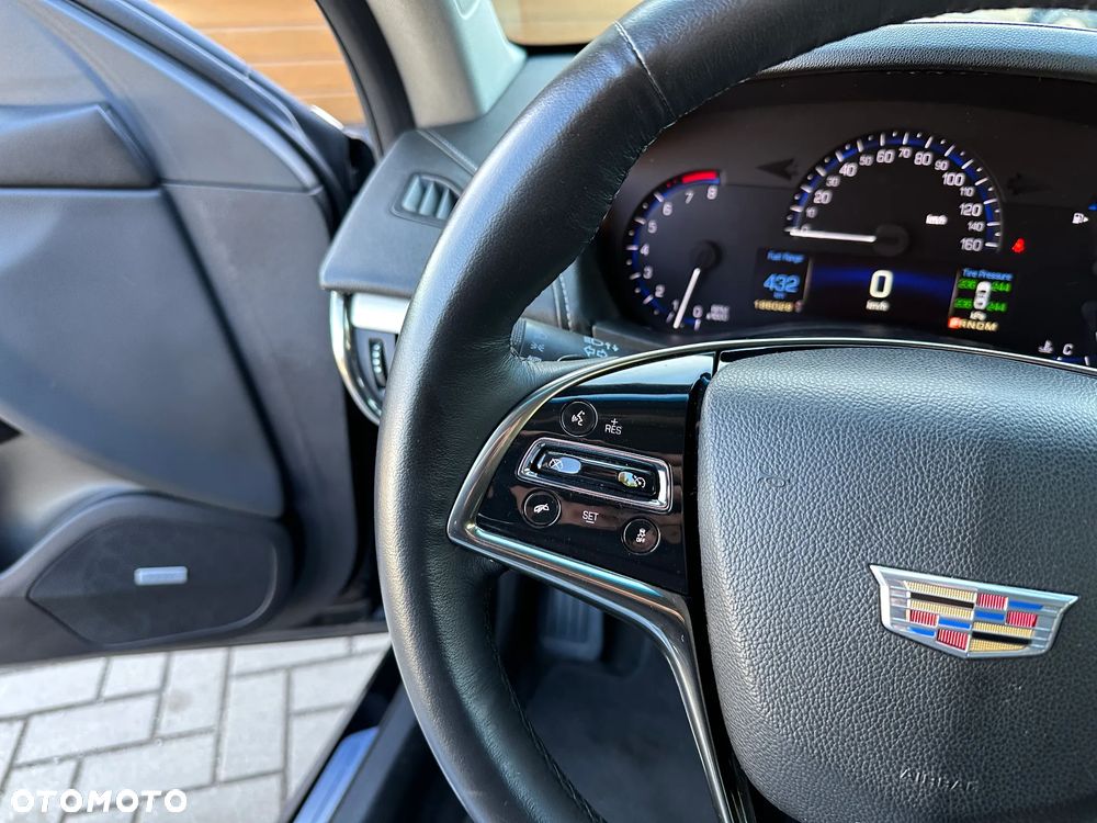 Cadillac ATS - 10