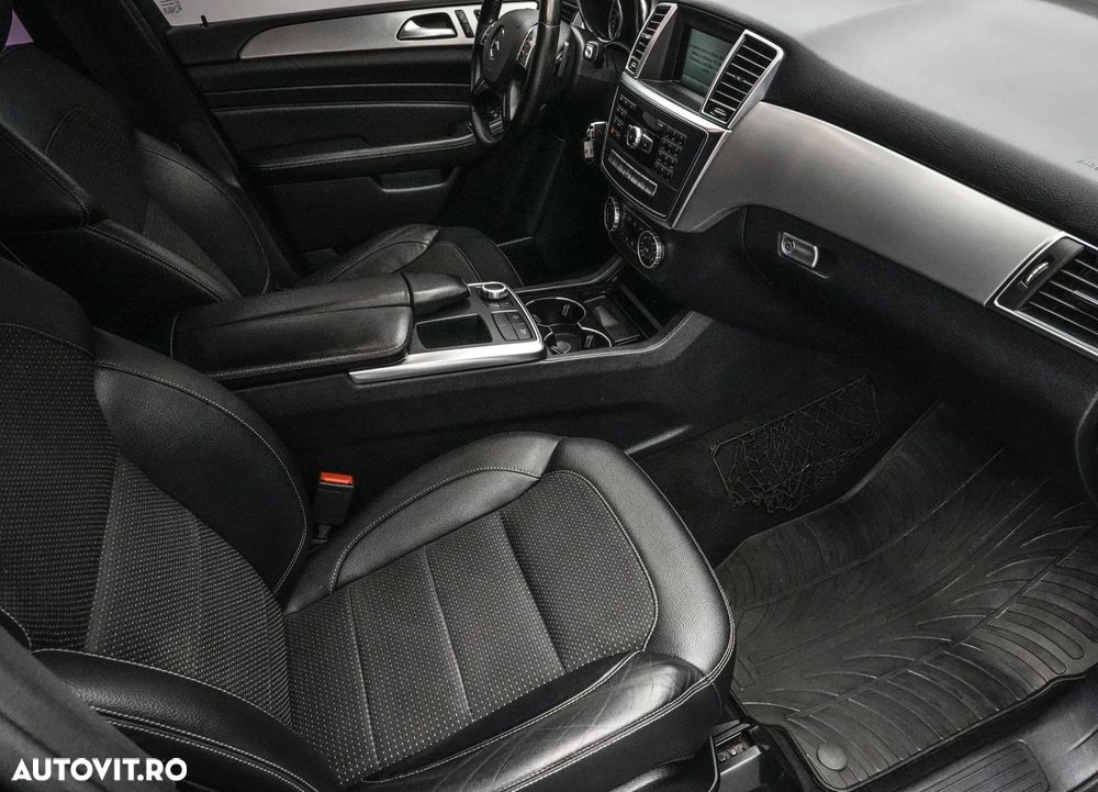 Mercedes-Benz ML - 13