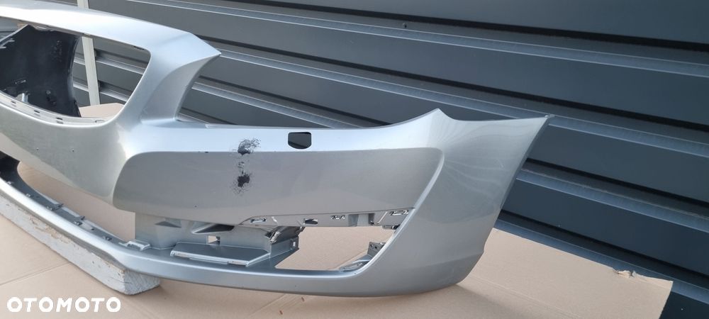 VOLVO V70 LIFT 2013- Zderzak przód oryginał MG012 - 6