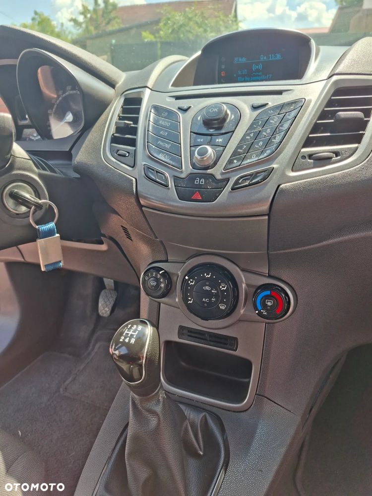 Ford Fiesta 1.5 TDCi Silver X - 15