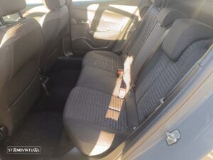 Peugeot 2008 1.2 PureTech Style - 7