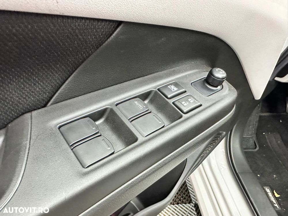 Suzuki Swift 1.2 Dualjet 12V MHEV Cool - 10