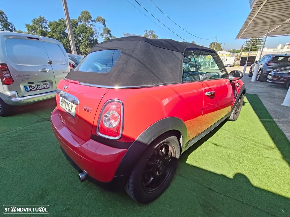 MINI Cabrio One - 6
