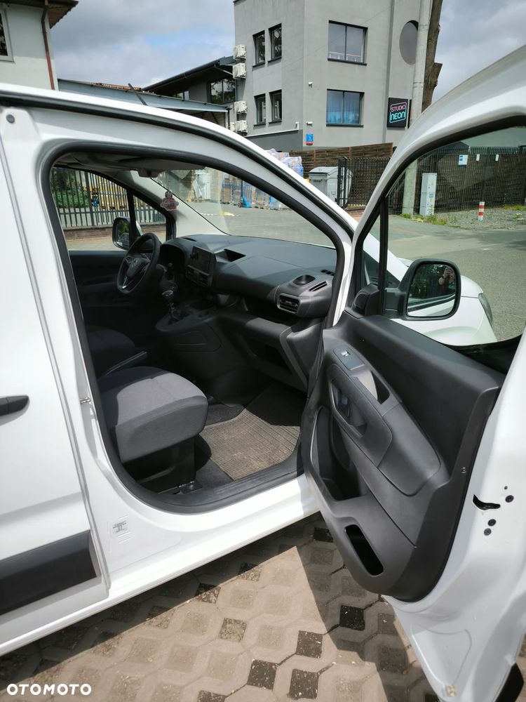 Opel COMBO - 4