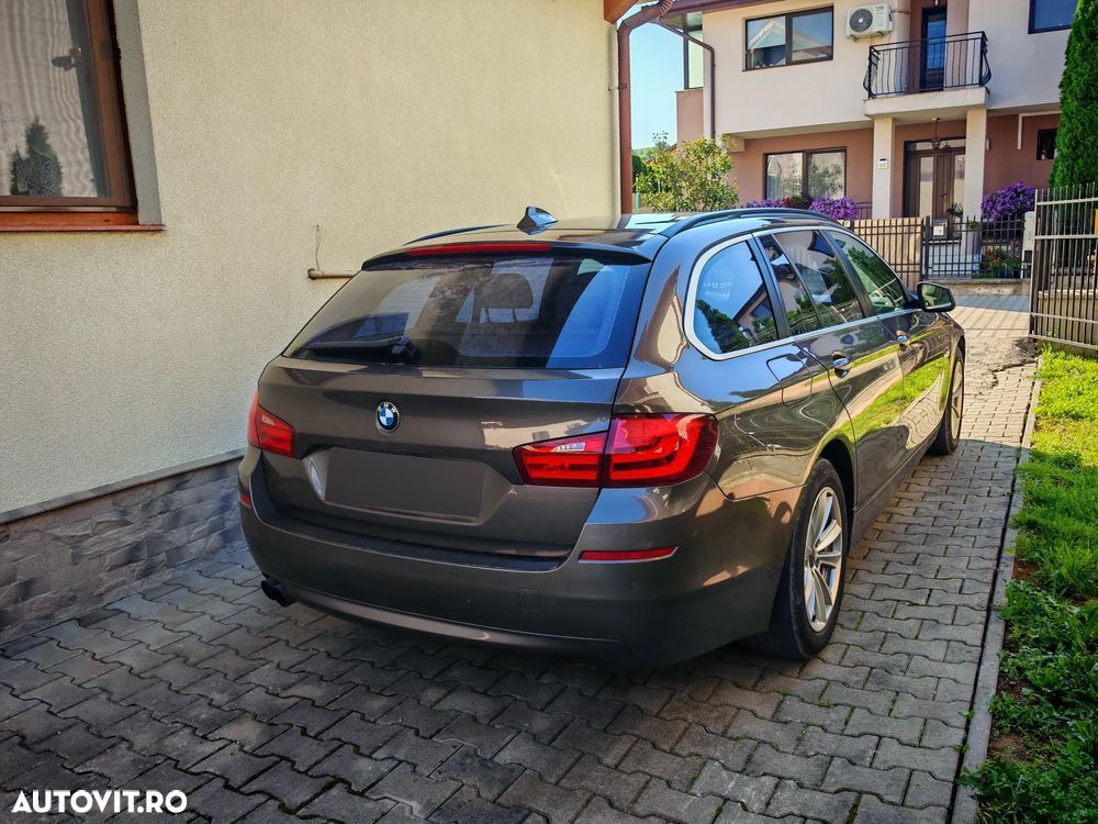 BMW Seria 5 520d Touring - 24
