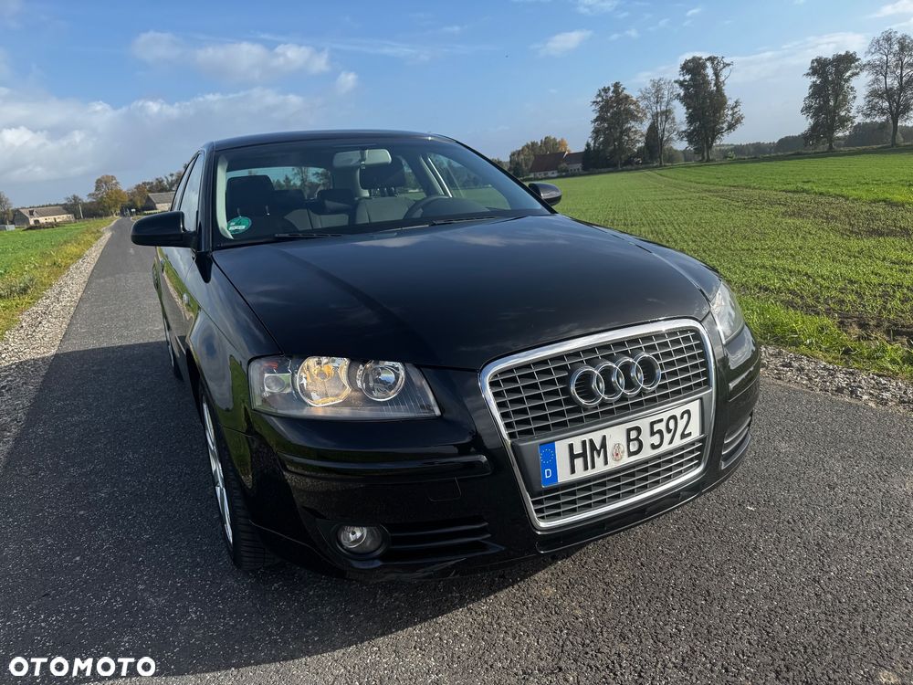 Audi A3 Sportback - 2