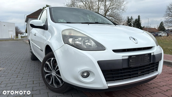 Renault Clio TCe 100 TomTom Edition