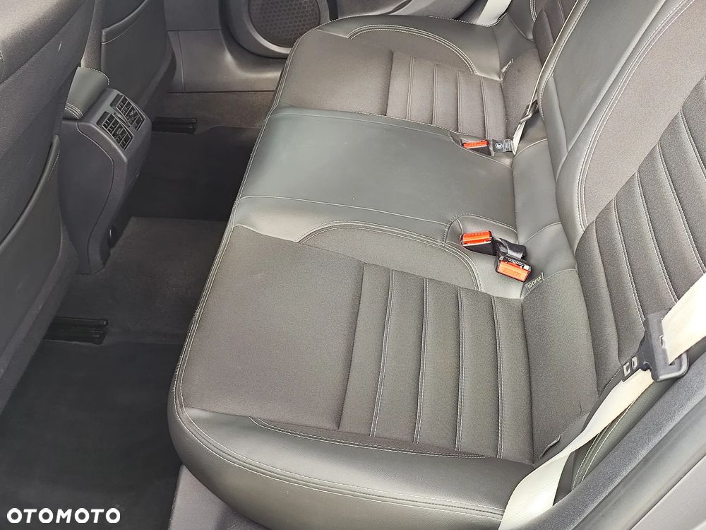 Renault Laguna dCi 150 FAP Start-Stop Bose Edition - 24