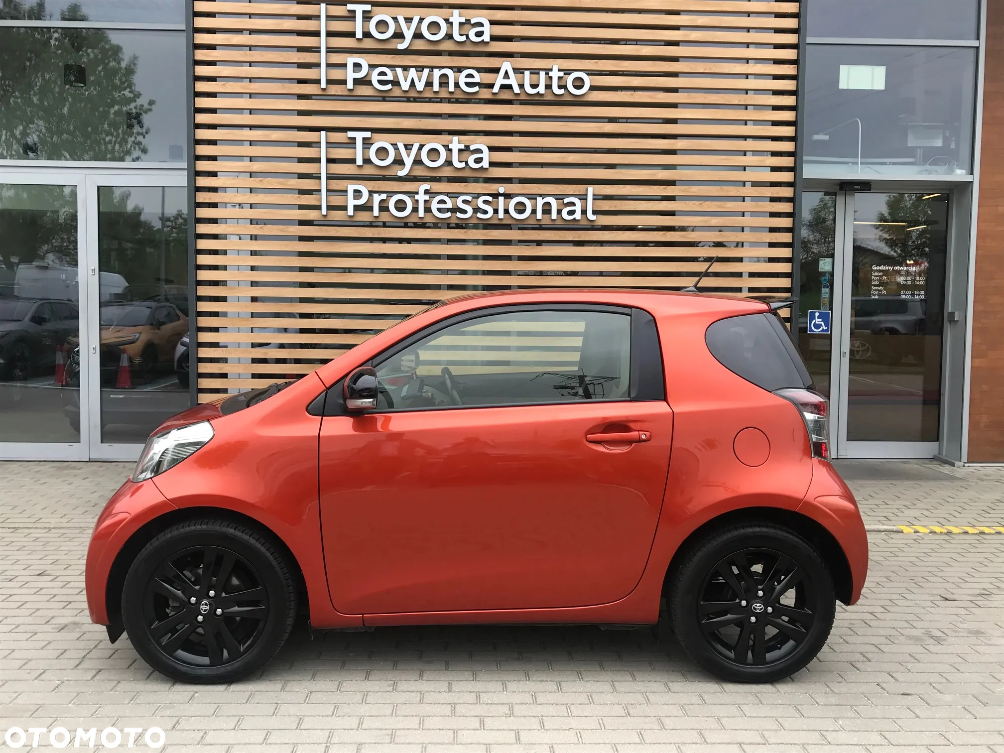 Toyota iQ 1.33 Plus EU5 CVT - 4