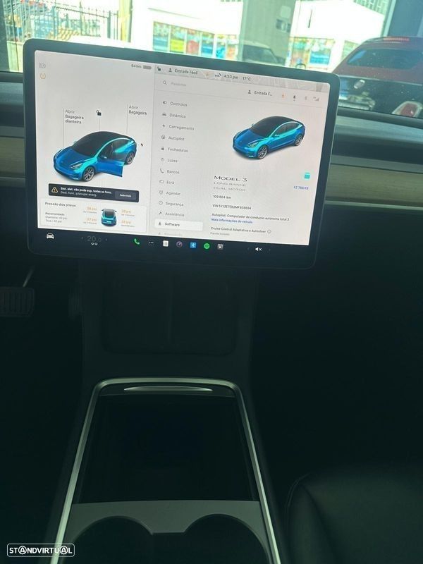 Tesla Model 3 - 12