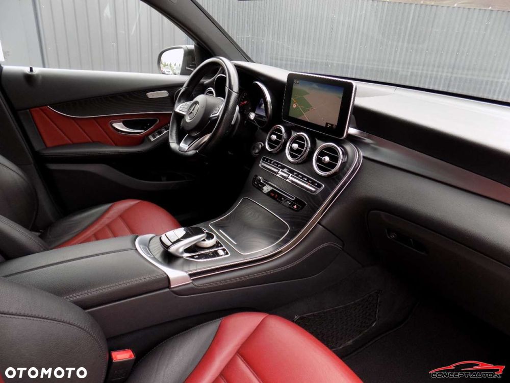 Mercedes-Benz GLC - 23