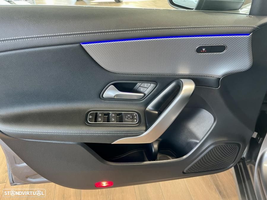 Mercedes-Benz CLA 180 7G-DCT Edition Progressive Line - 32