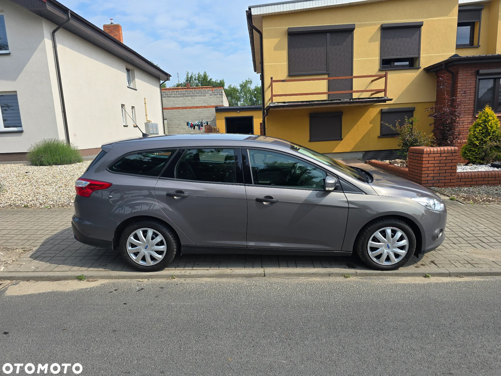 Ford Focus 1.0 EcoBoost 99g Trend - 9