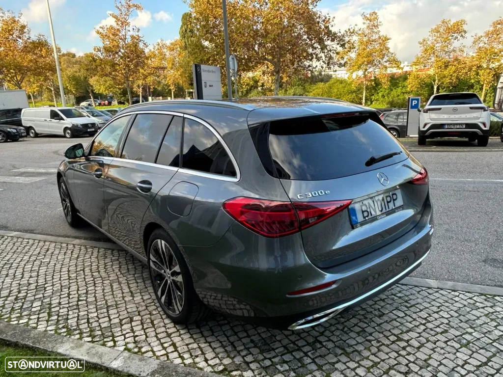 Mercedes-Benz C 300 e Avantgarde - 12