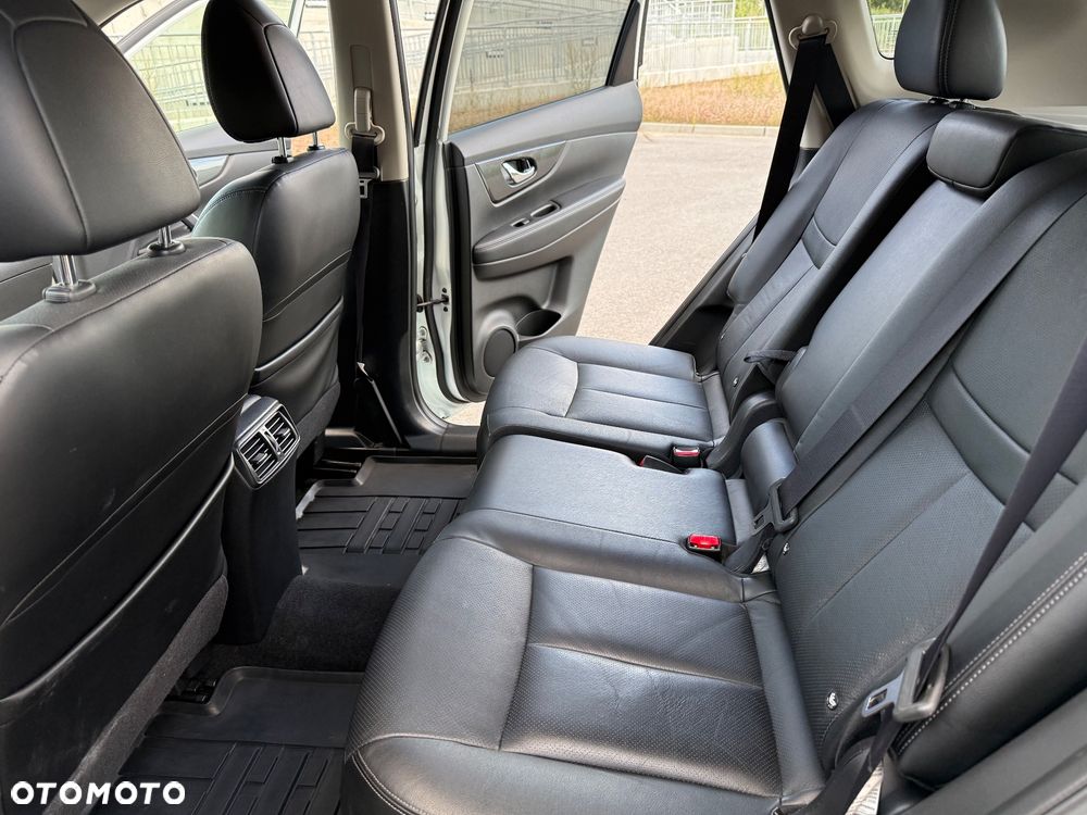 Nissan X-Trail 2.0 dCi Tekna Xtronic 2WD - 12