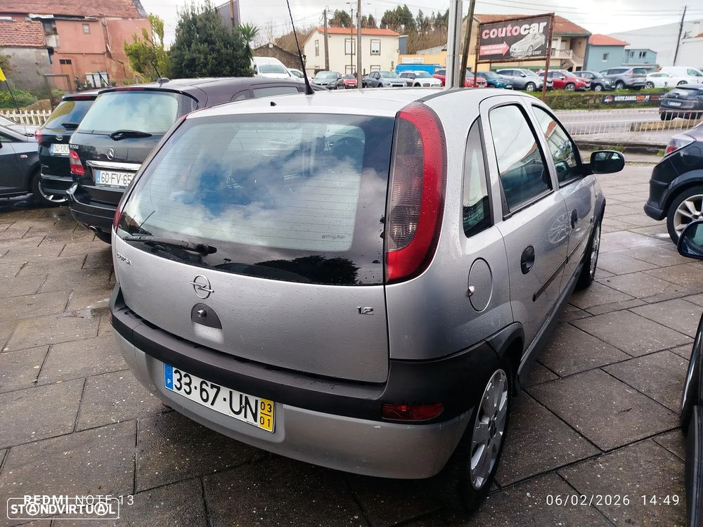 Opel Corsa 1.2 16V Enjoy - 4